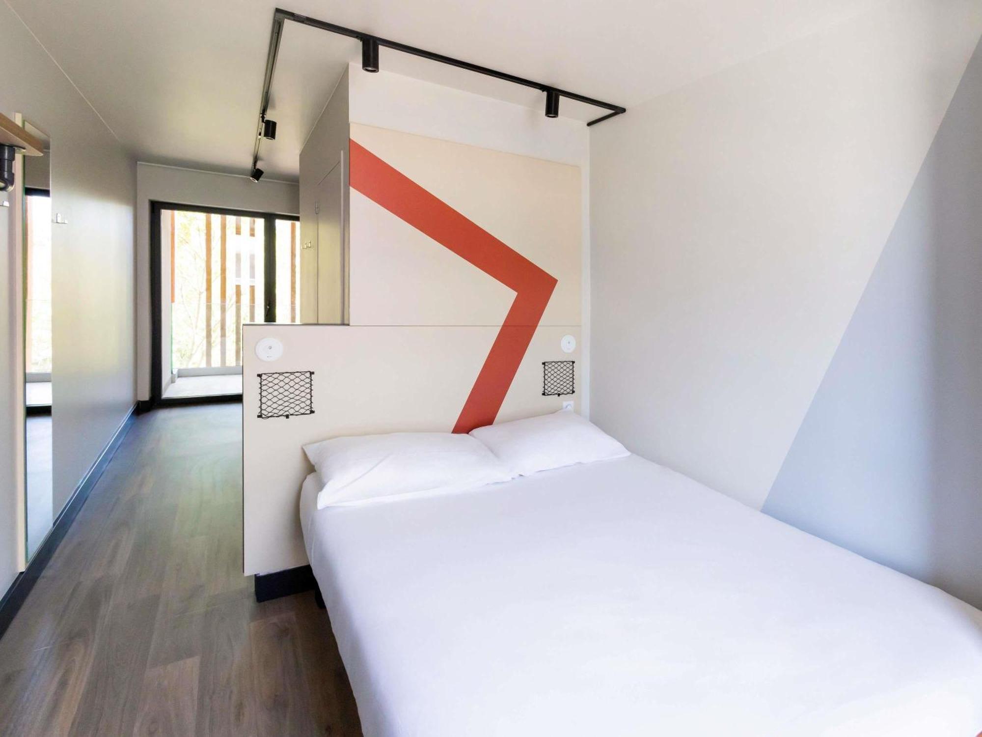 Hotel Ibis Budget La Rochelle Centre 2*